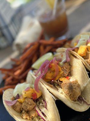 Fish tacos (Mai Tai in background)