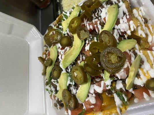 Asada nachos.