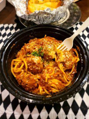 Spaghetti and meatballs