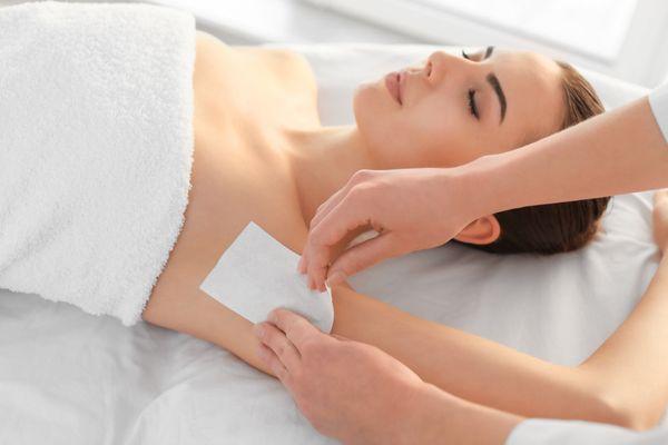 "Revitalize your skin with our beauty massage. Enhance complexion, reduce wrinkles, and relax. Experience radiant skin today!"