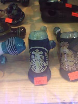 A Starbucks woman pipe!!!