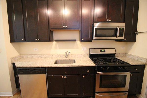 4746-50 Sacramento-Kitchens