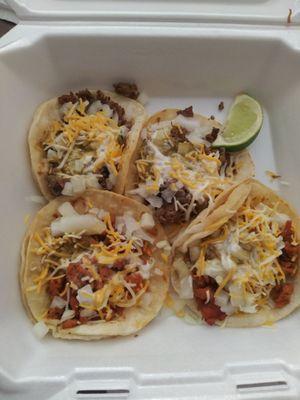 2 chicken and 2 carne asada tacos