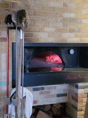 Pizza oven