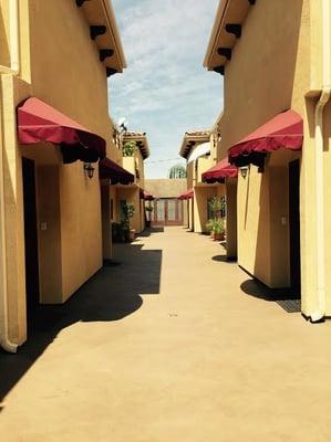 Canoga Park HOA Main Walk-Way and common areas as managed by Prellis Property Management