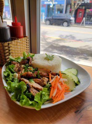 Lemongrass grilled chicken rice dish