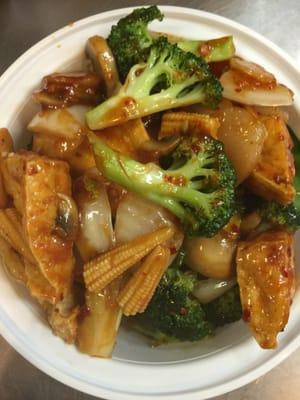 Vegetable Delight with Bean Curd in Garlic Sauce - (You can order it with garlic sauce or brown sauce)