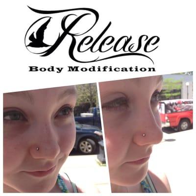 Nostril piercing by Hunter Last