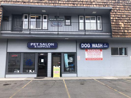 Professional Grooming 
Self Serve Bathing Station
Doggy Day Care 8am-5pm
Doggy Health Care Products 
Soon to come, Dog Training