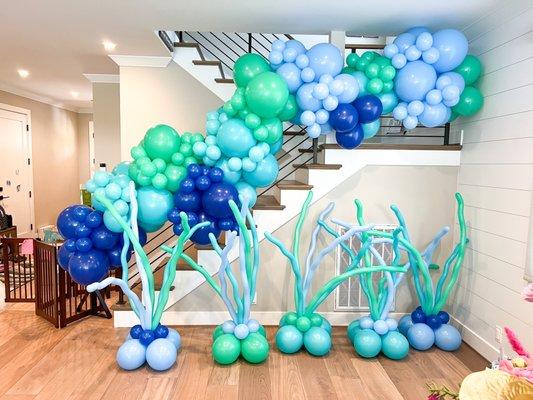 Under the sea balloon installation