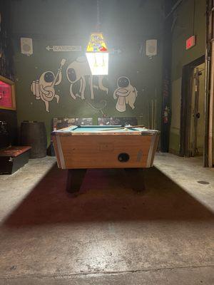 Pool table