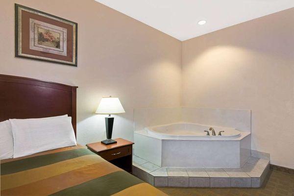 1 King Bed Jacuzzi Room