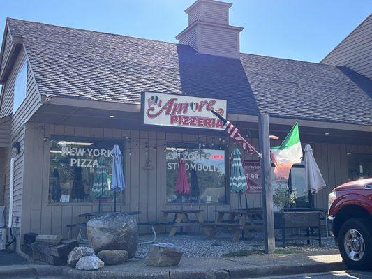 Front of restaurant, with patio area.