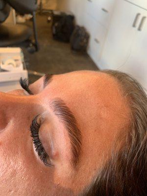 Brow lamination