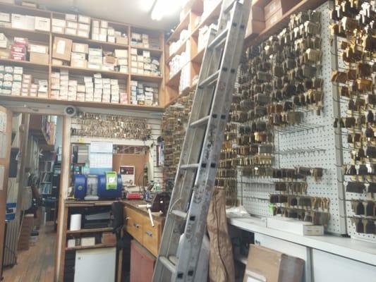 Locksmith Store.....oh my all those keyzzzz!