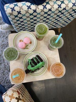 Bubble tea, Macaroons, and Mint Oreo Cake