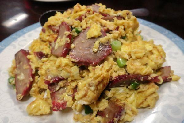 Scrambled Eggs with BBQ Pork