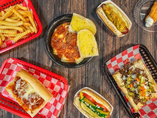 Italian beef, Chicago hotdogs, Sandwiches, Pasta, Pizza