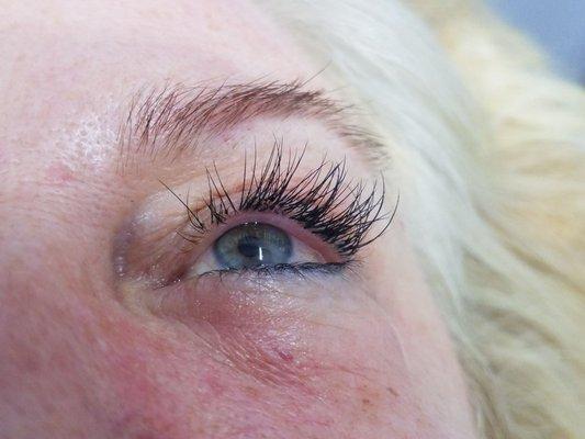 Lash extensions!