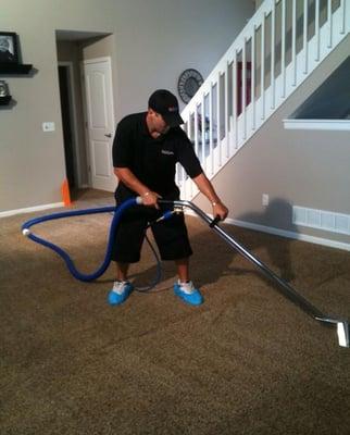 3 Kings CarpetsPlus COLORTILE are the experts in cleaning all types of floors from carpet and tile to even upholstery.