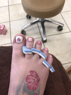 My toes with design and 4 different colors as requested