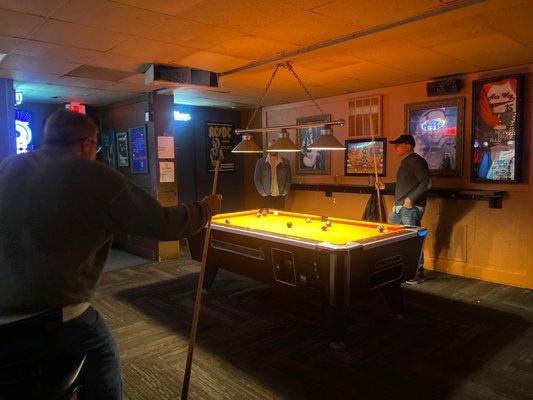 Most used pool table in Oakland county