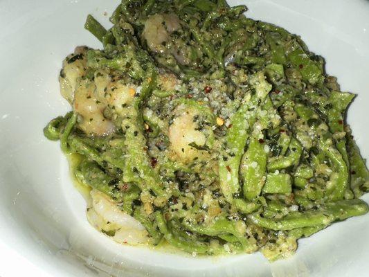 PESTO HOMEMADE GREEN PAPPARDELLE w/ SHRIMP