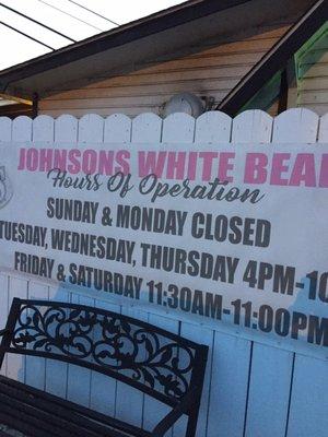 Johnson's White Bear Inn