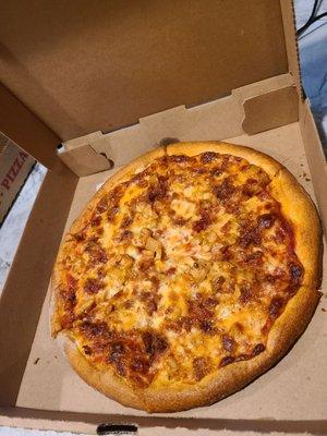 Chicken bacon pizza