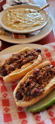 Chili dog/ Clam chowder