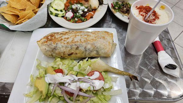 Barbacoa burrito, Elote en vaso