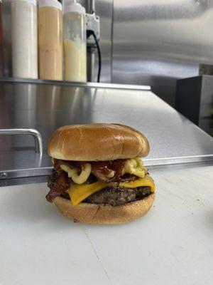 BBQ MACK BURGER