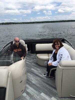 Congrats to the Sherwood's on their new Manitou Pontoon! Have a wonderful summer. #reedsrules #delivinlakelife #growboating #luvmymanitou