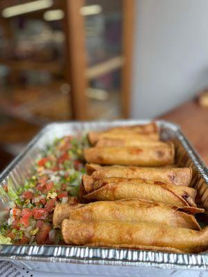 Tacos dorados