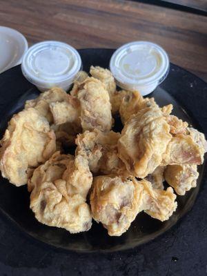 Fried Mushrooms were big and delicious.