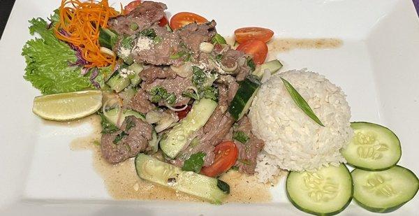 Nam Tok (Beef Salad)