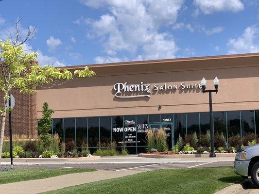 JILL OHARA BEAUTY conveniently located inside PHENIX Salon Suites in Eagan, MN.