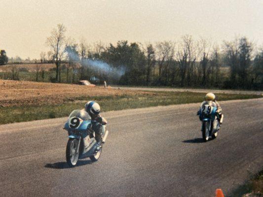 Since the last century, Moto Liberty rocks.  This is Nicky and Tommy Hayden on Moto Liberty HRC RS125's.