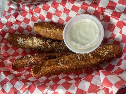 Fried pickles