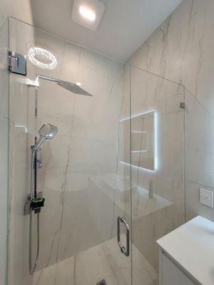 Neolith Sintered Stone Walls at Shower