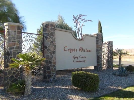 Coyote Willows -Townhomes with magnificent views of the mountains and Coyote Willows Golf Course.