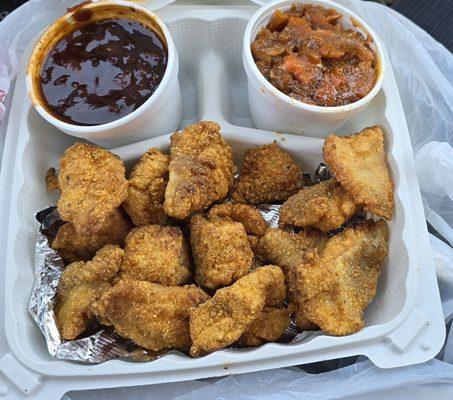 Catfish nuggets, baked beans, yams