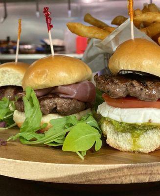 Trio burger: Italian, Spanish and Mediterranean burger