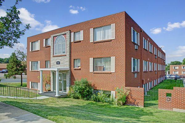 Bristol Square Apartment Homes