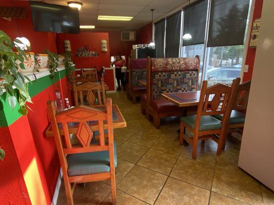 Front dining area