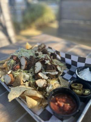 Jerk chicken nachos