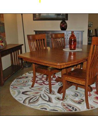 Aunt's hand crafted Amish dinner table and chairs.  Delivered in perfect condition to new location.  Thank you Moving Kings.