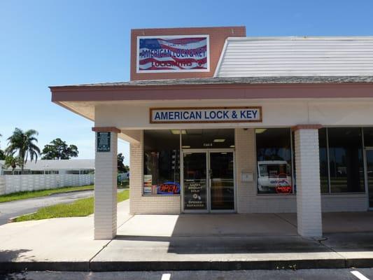 Store front at 9516 Cortez Rd West, Bradenton, FL 34210