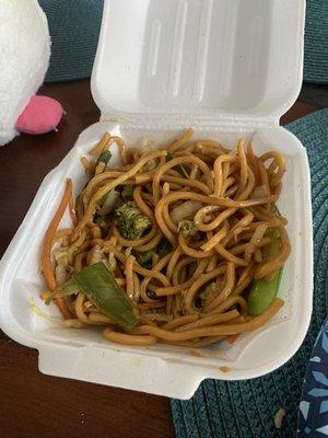 Vegetable lo mein.