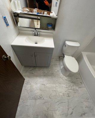 Vanity, toilet and flooring installation in Antioch, CA